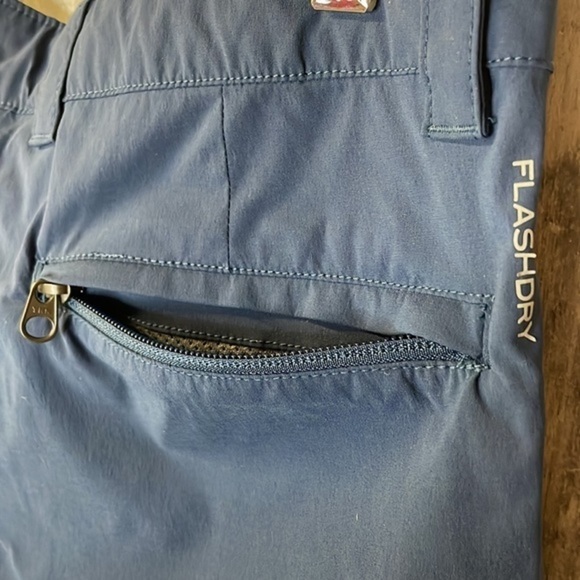 THE North Face boys blue moisture wicking shorts w/ adjustable waistband. XL - Picture 8 of 16